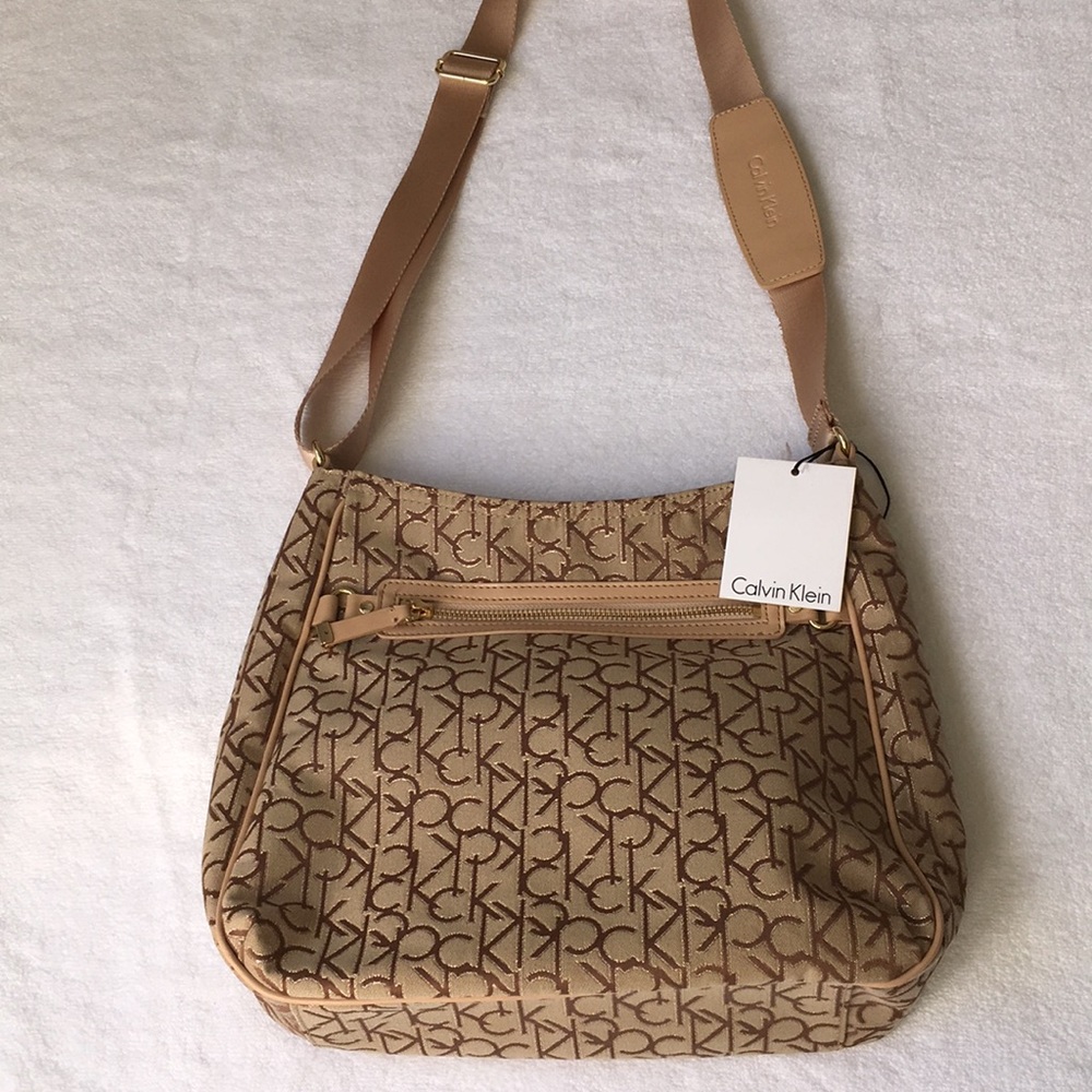 Calvin Klein Purse-NWT-Adjustable Strap
